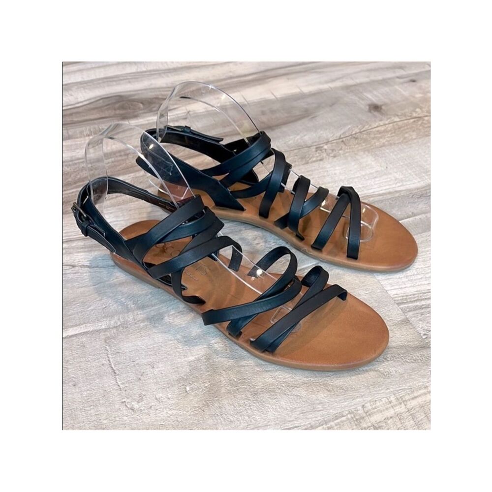 Coconuts by Matisse strappy sandals size 9